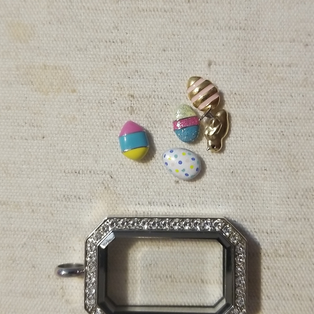 Easter set.